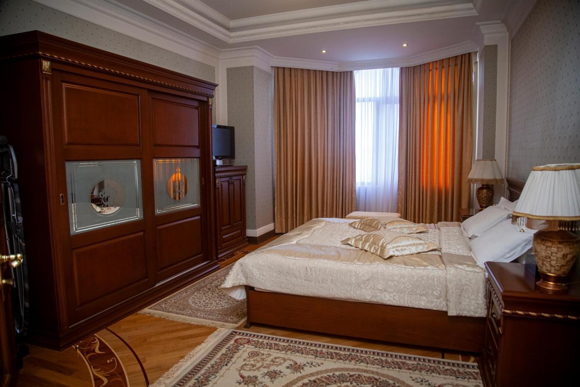 Ayf Palace Баку Екстер'єр фото