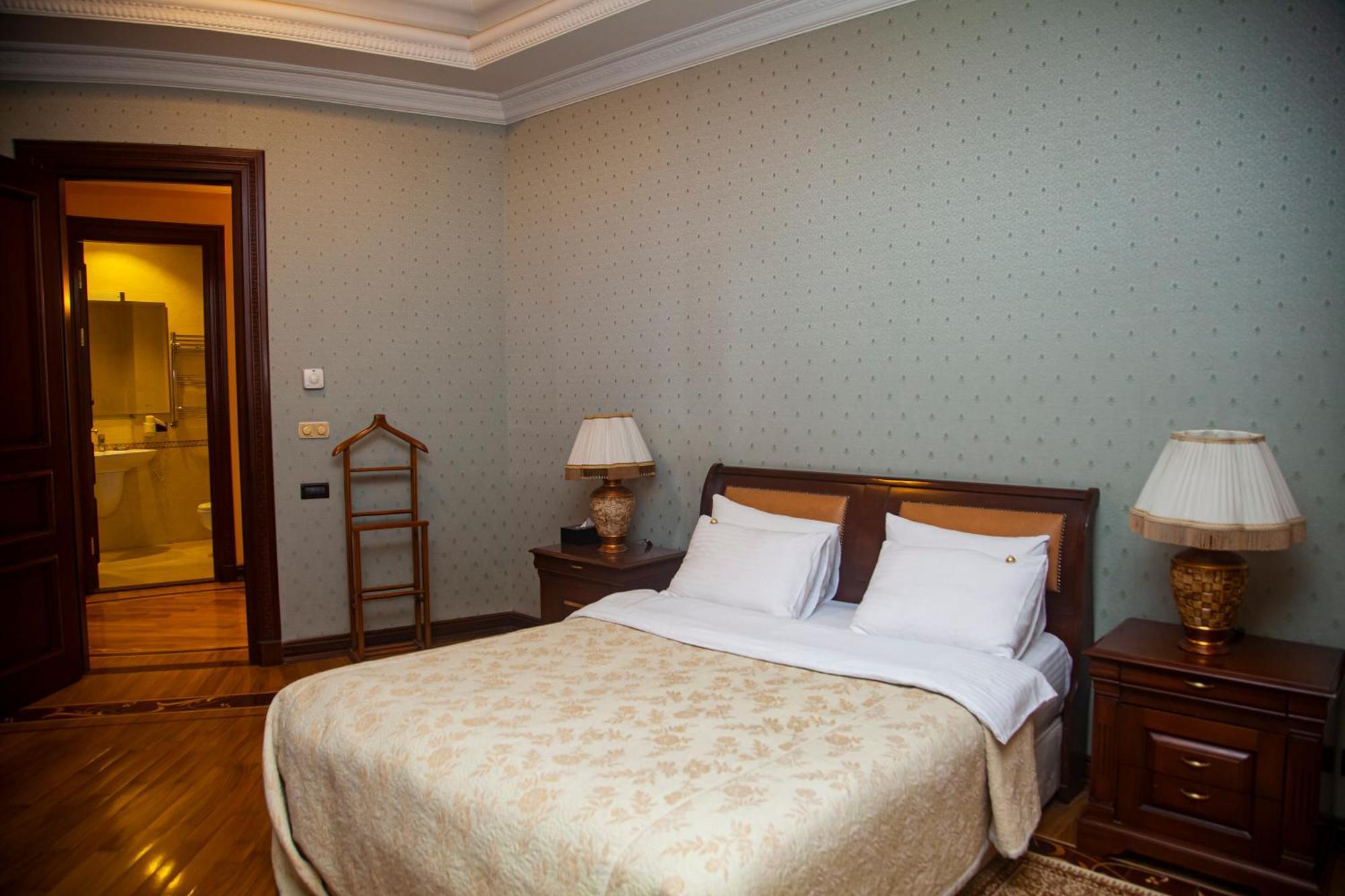 Ayf Palace Баку Екстер'єр фото